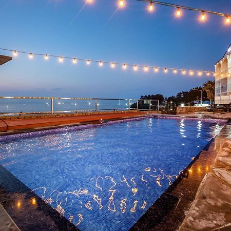 Aewol Oceanstay Чеджу Екстериор снимка
