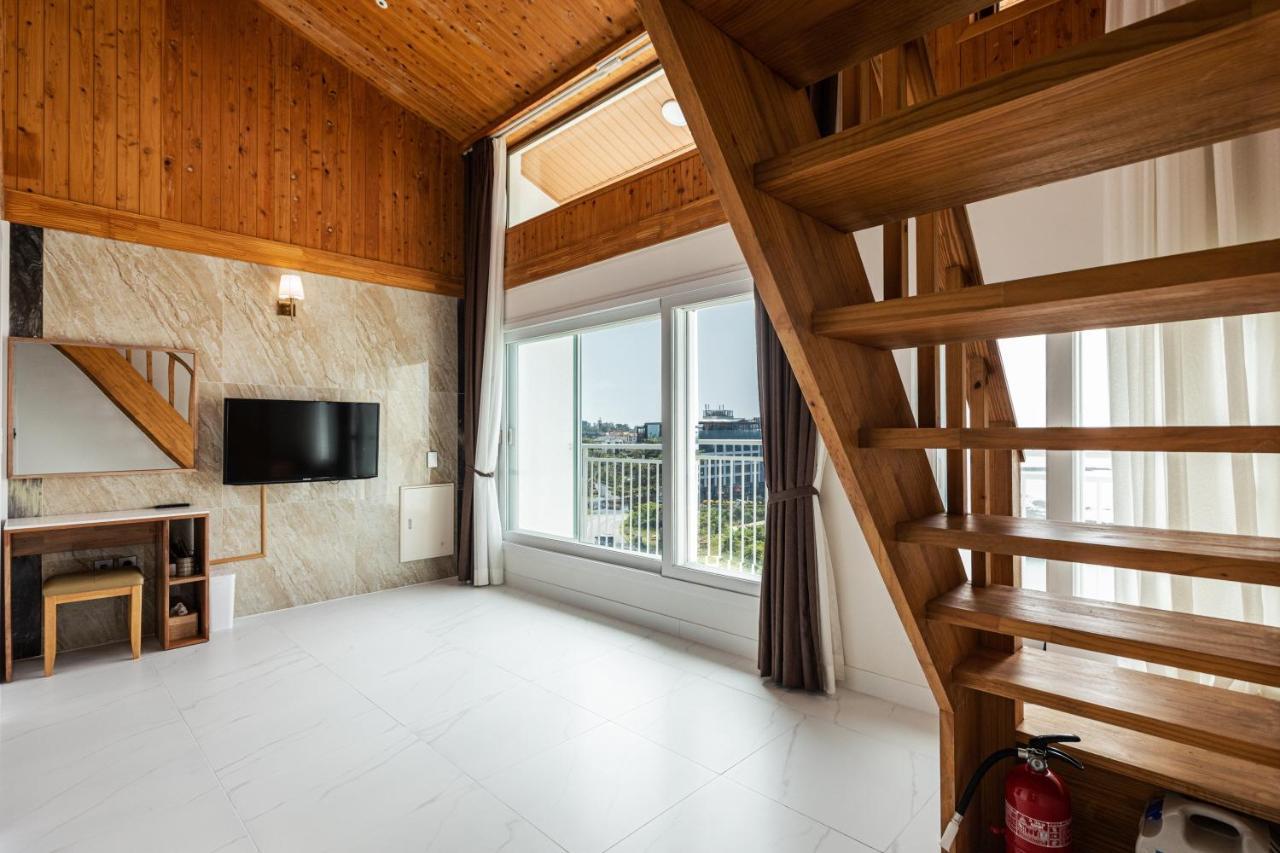 Aewol Oceanstay Чеджу Екстериор снимка