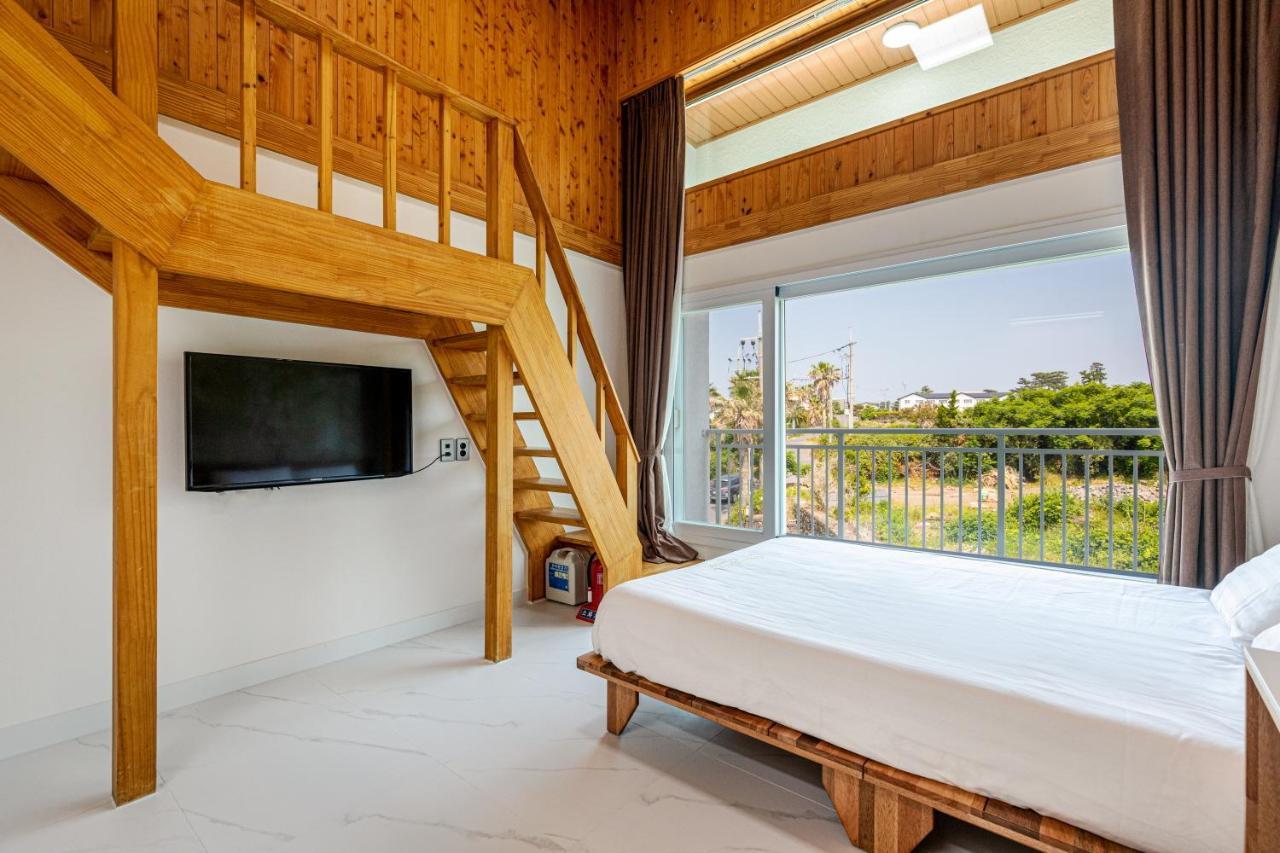 Aewol Oceanstay Чеджу Екстериор снимка