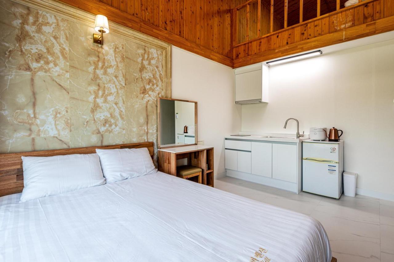 Aewol Oceanstay Чеджу Екстериор снимка