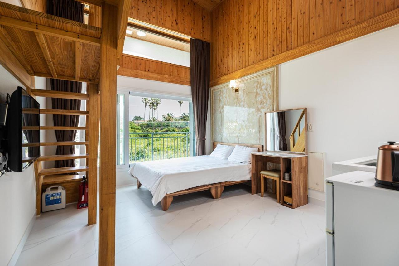 Aewol Oceanstay Чеджу Екстериор снимка