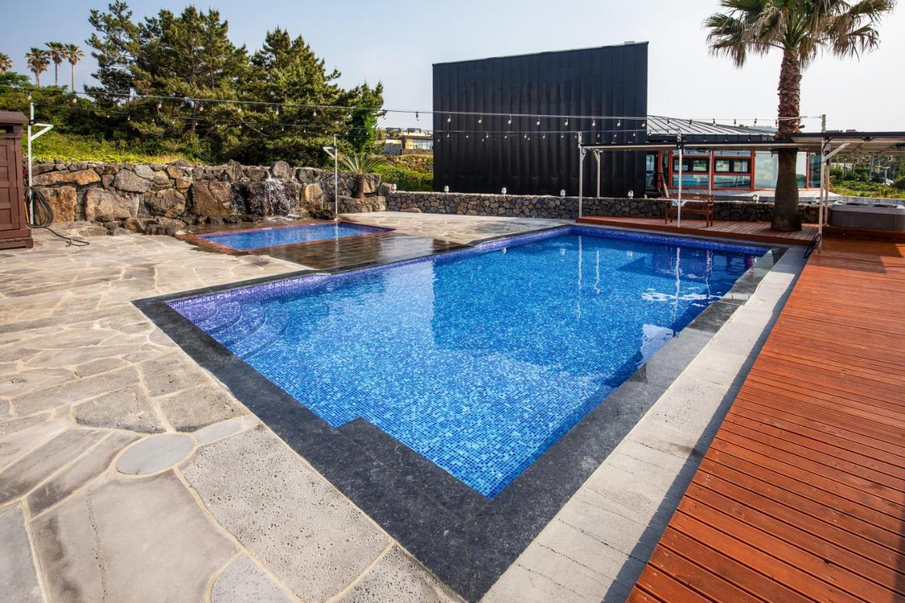 Aewol Oceanstay Чеджу Екстериор снимка